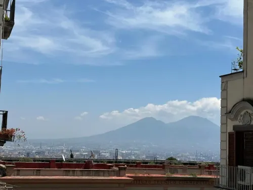 landscapes-vesuvius-city-apartment-view-pedamentina9